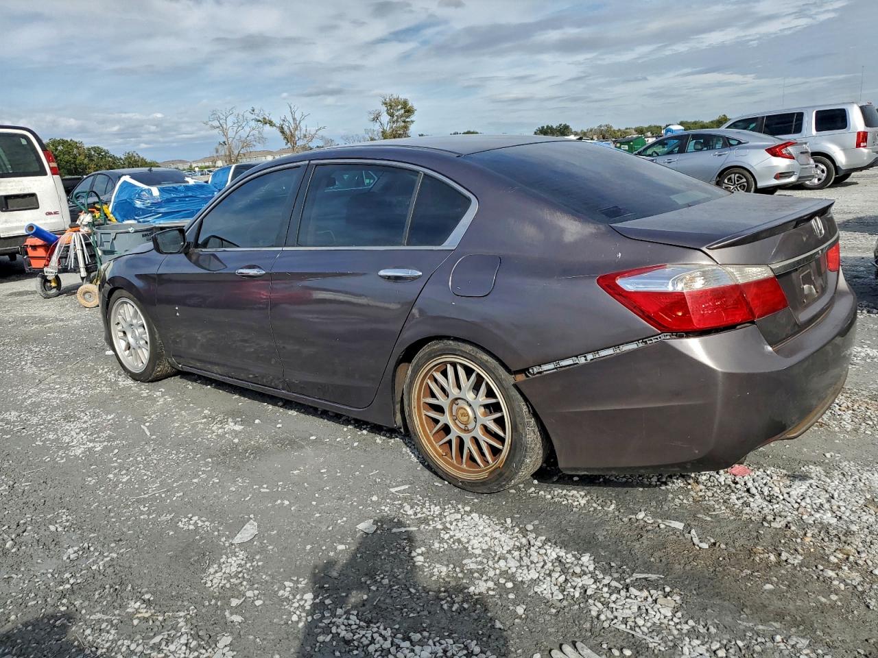2015 HONDA ACCORD SPORT photo 2
