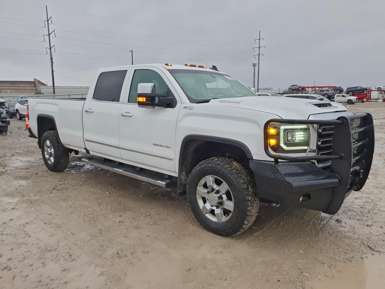 2017 GMC SIERRA K3500 SLT photo 4