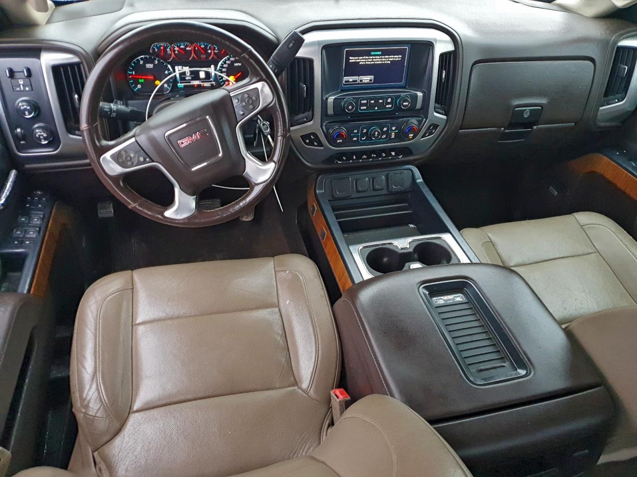2017 GMC SIERRA K3500 SLT photo 8
