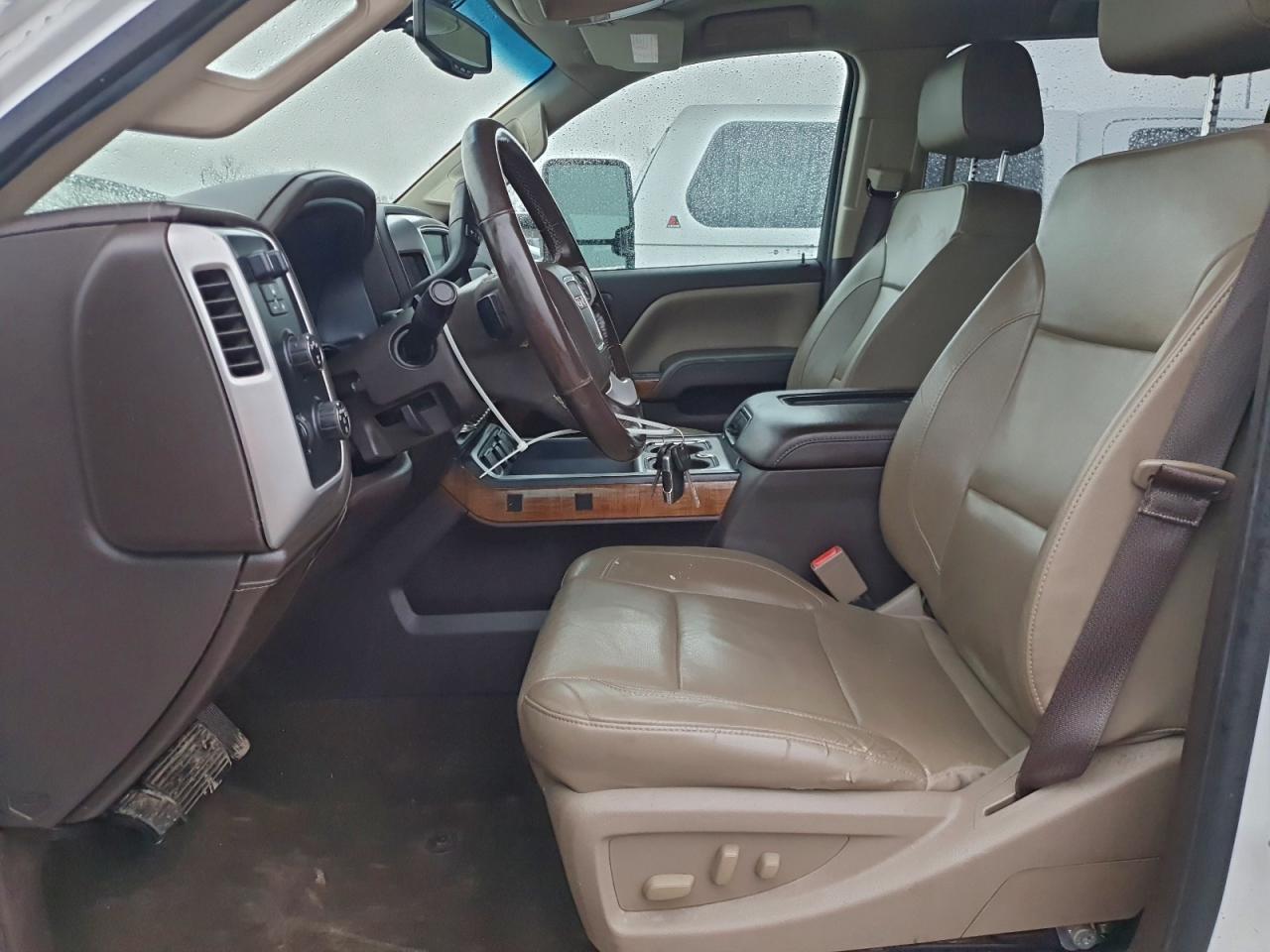 2017 GMC SIERRA K3500 SLT photo 7