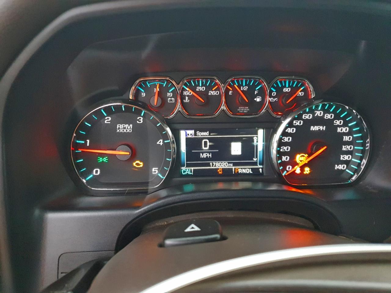 2017 GMC SIERRA K3500 SLT photo 9