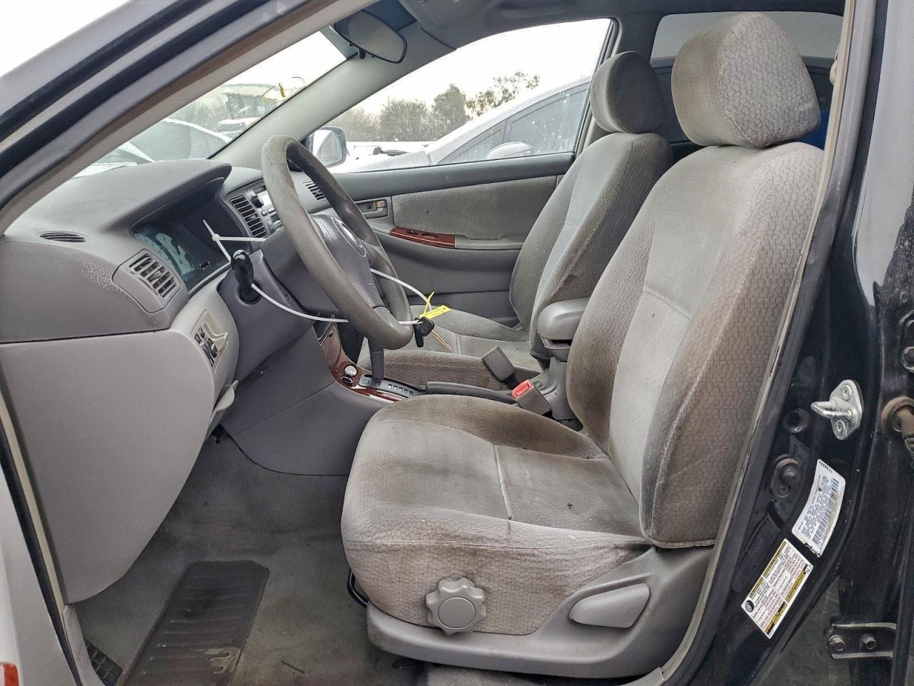 2004 TOYOTA COROLLA CE photo 7