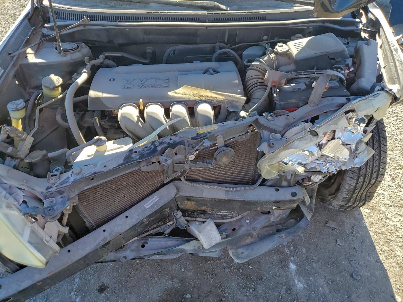 2004 TOYOTA COROLLA CE photo 11