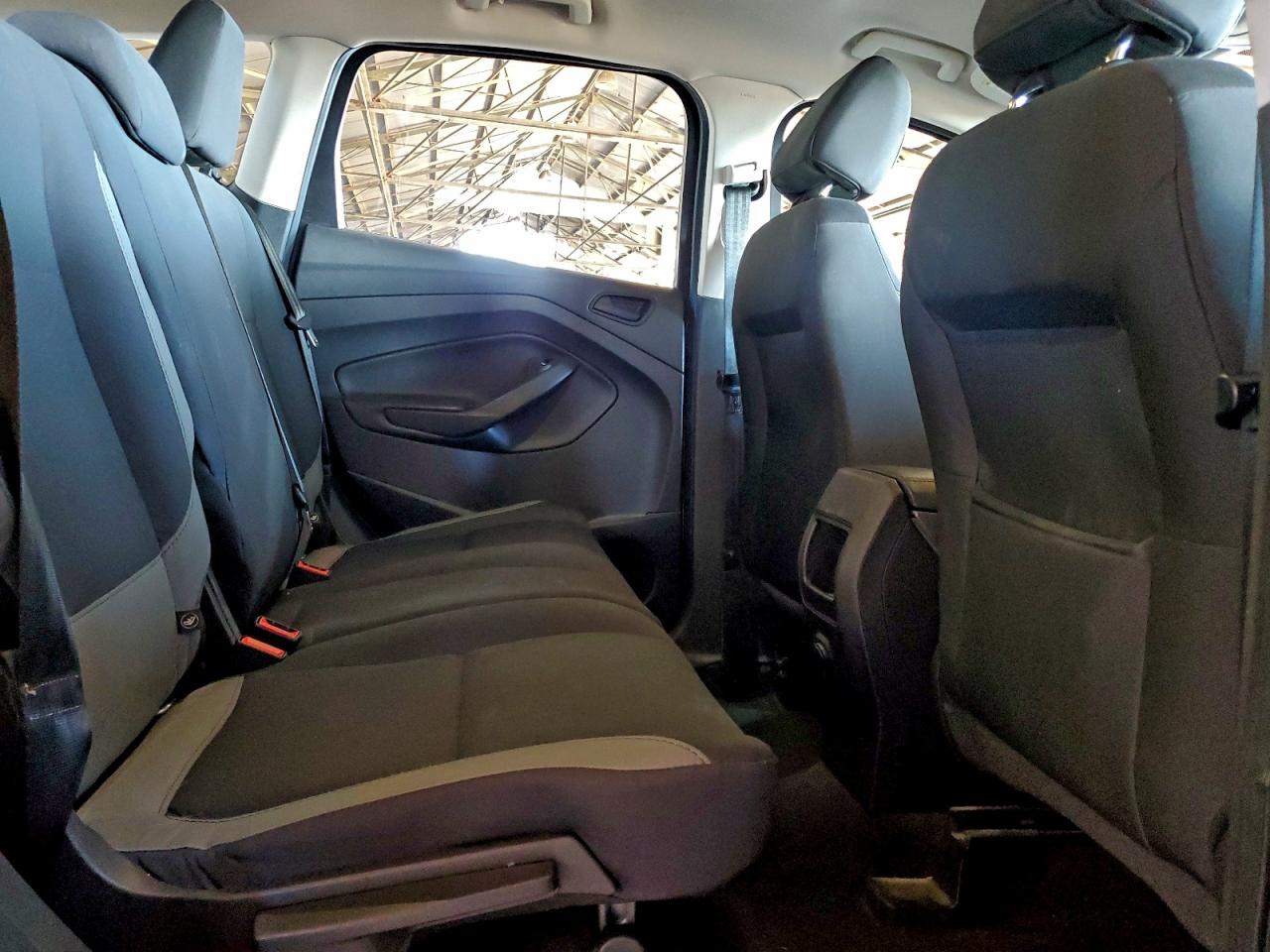 2015 FORD ESCAPE S photo 31