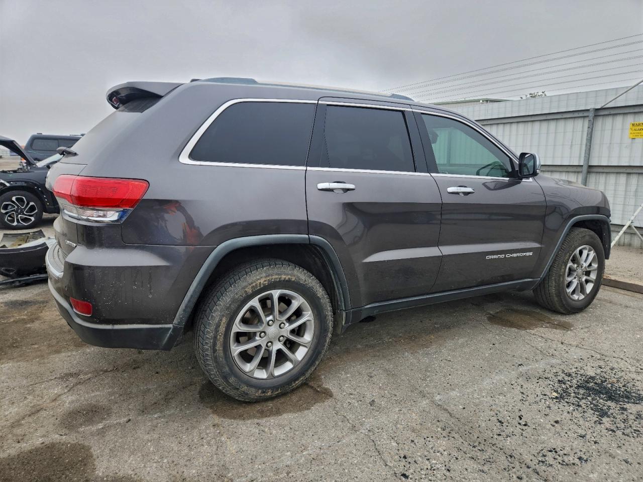 2015 JEEP GRAND CHEROKEE LIMITED photo 3