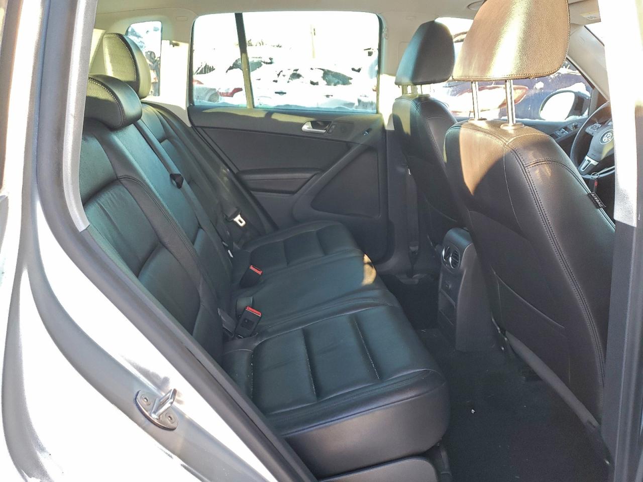 2017 VOLKSWAGEN TIGUAN SPORT photo 11