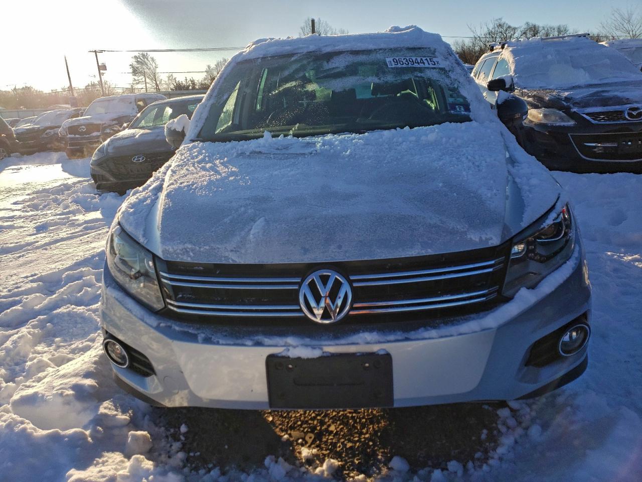2017 VOLKSWAGEN TIGUAN SPORT photo 5