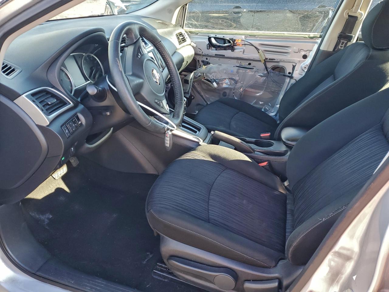 2019 NISSAN SENTRA S photo 7