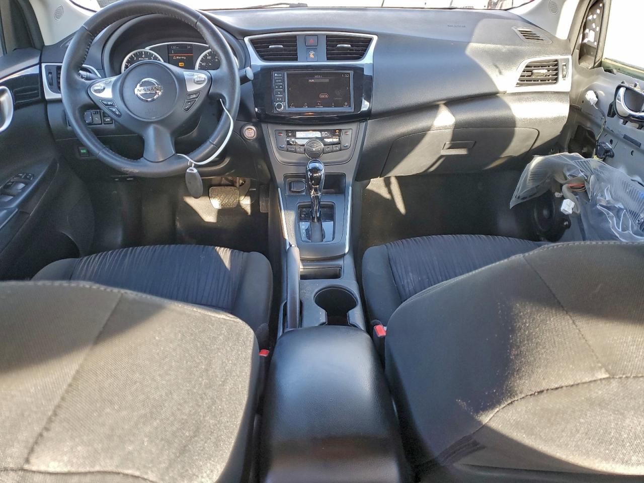 2019 NISSAN SENTRA S photo 8