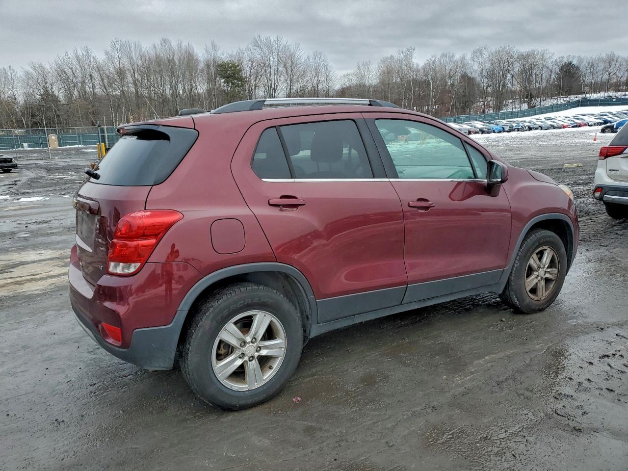 2017 CHEVROLET TRAX 1LT photo 3
