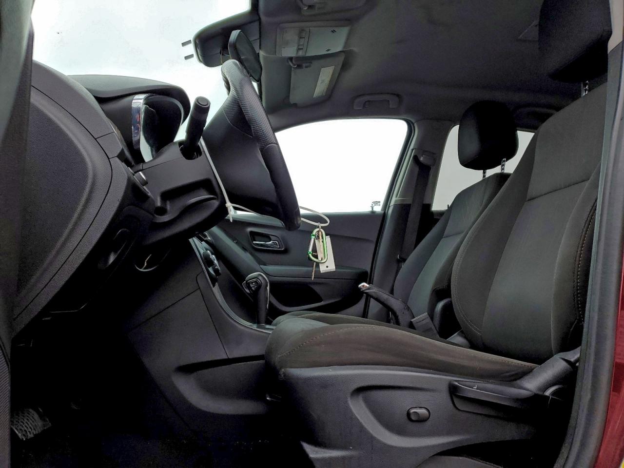 2017 CHEVROLET TRAX 1LT photo 7