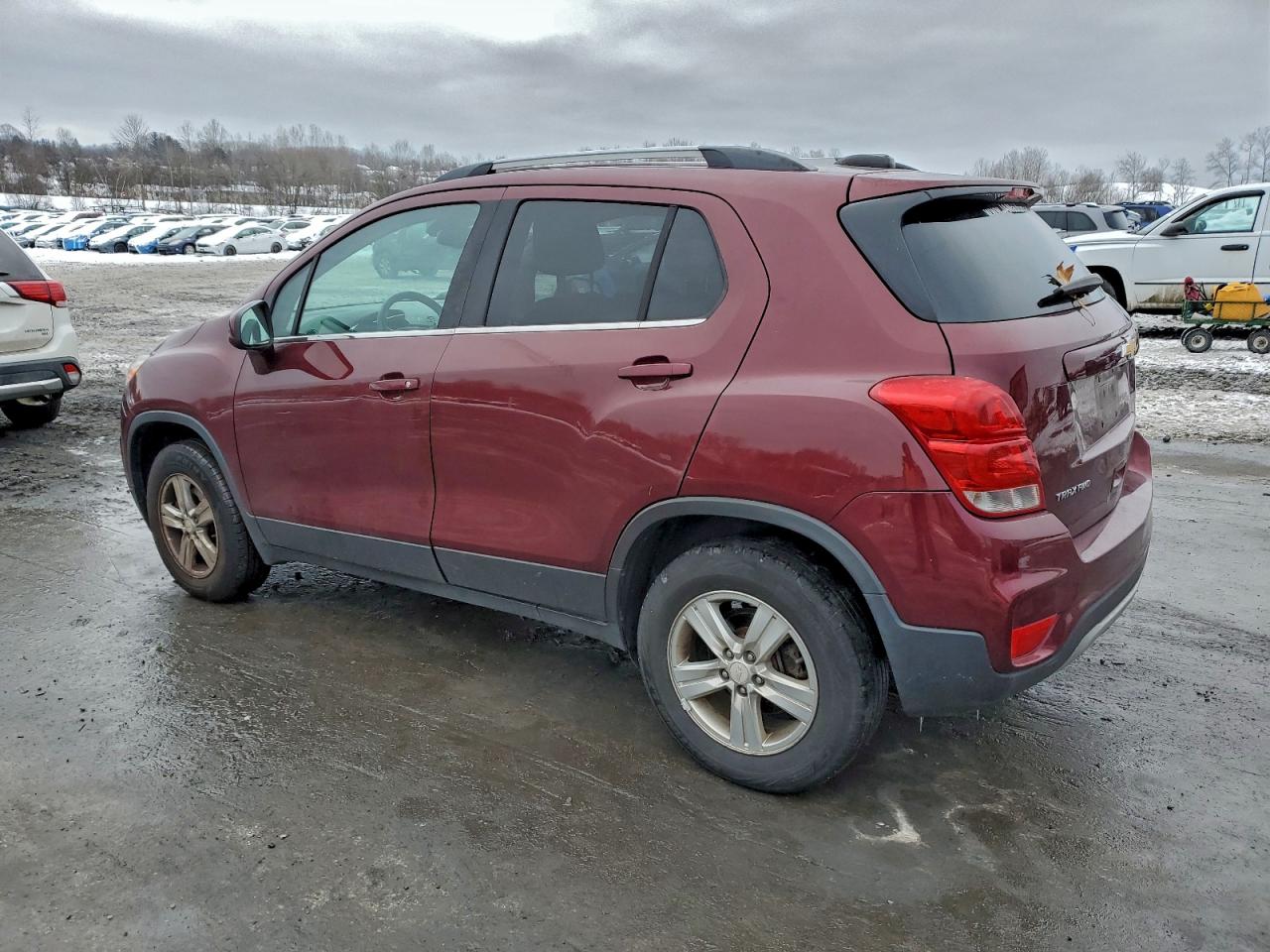 2017 CHEVROLET TRAX 1LT photo 2