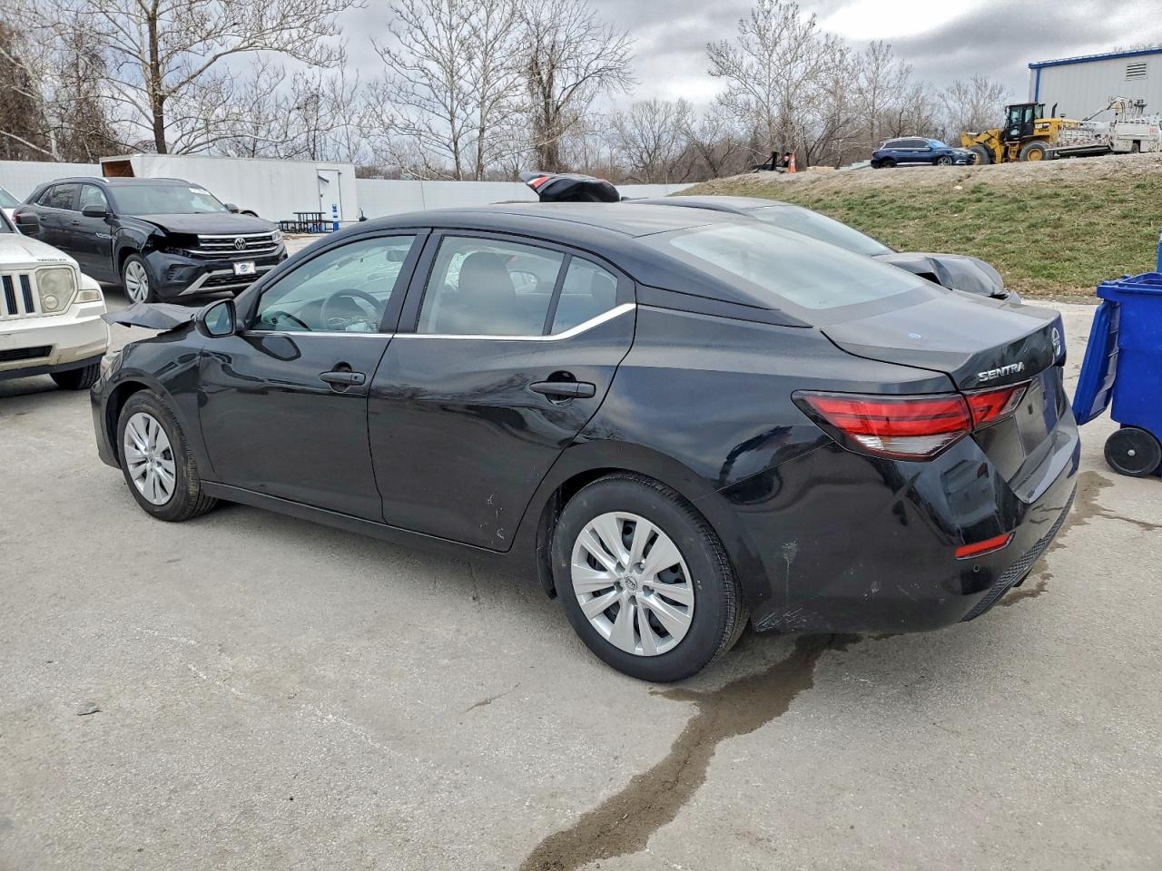 2025 NISSAN SENTRA S photo 2