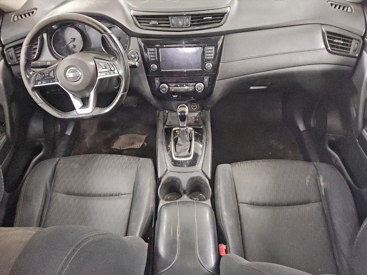 2018 NISSAN ROGUE S photo 8