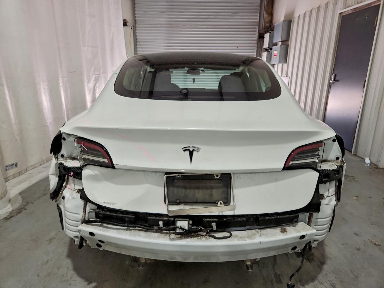 2022 TESLA MODEL 3 photo 6