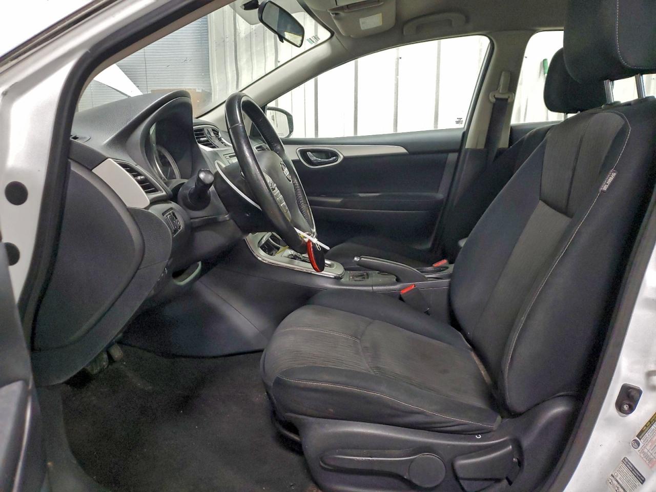 2015 NISSAN SENTRA S photo 7