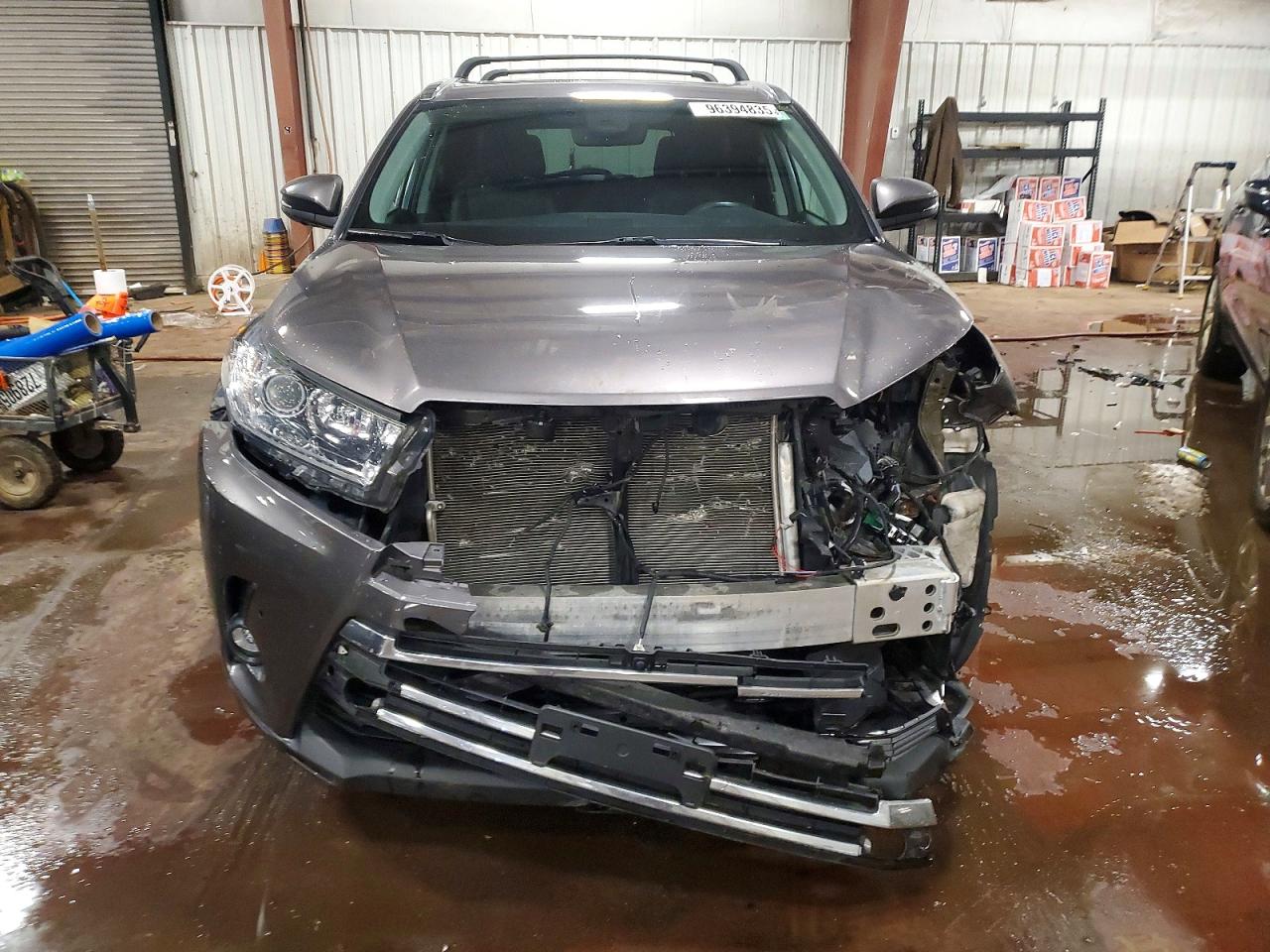 2019 TOYOTA HIGHLANDER LIMITED PLATINUM photo 5