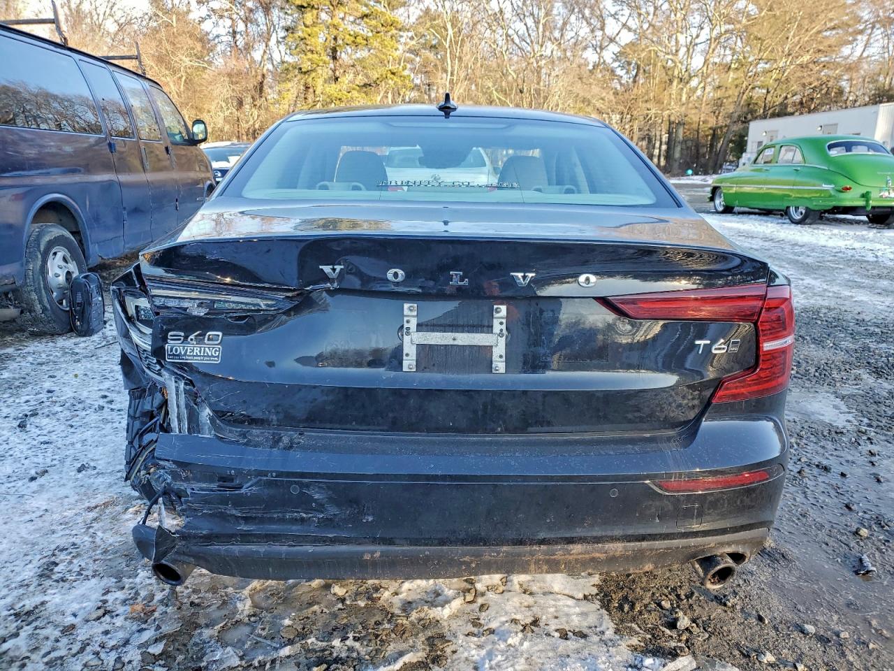 2020 VOLVO S60 T6 MOMENTUM photo 6