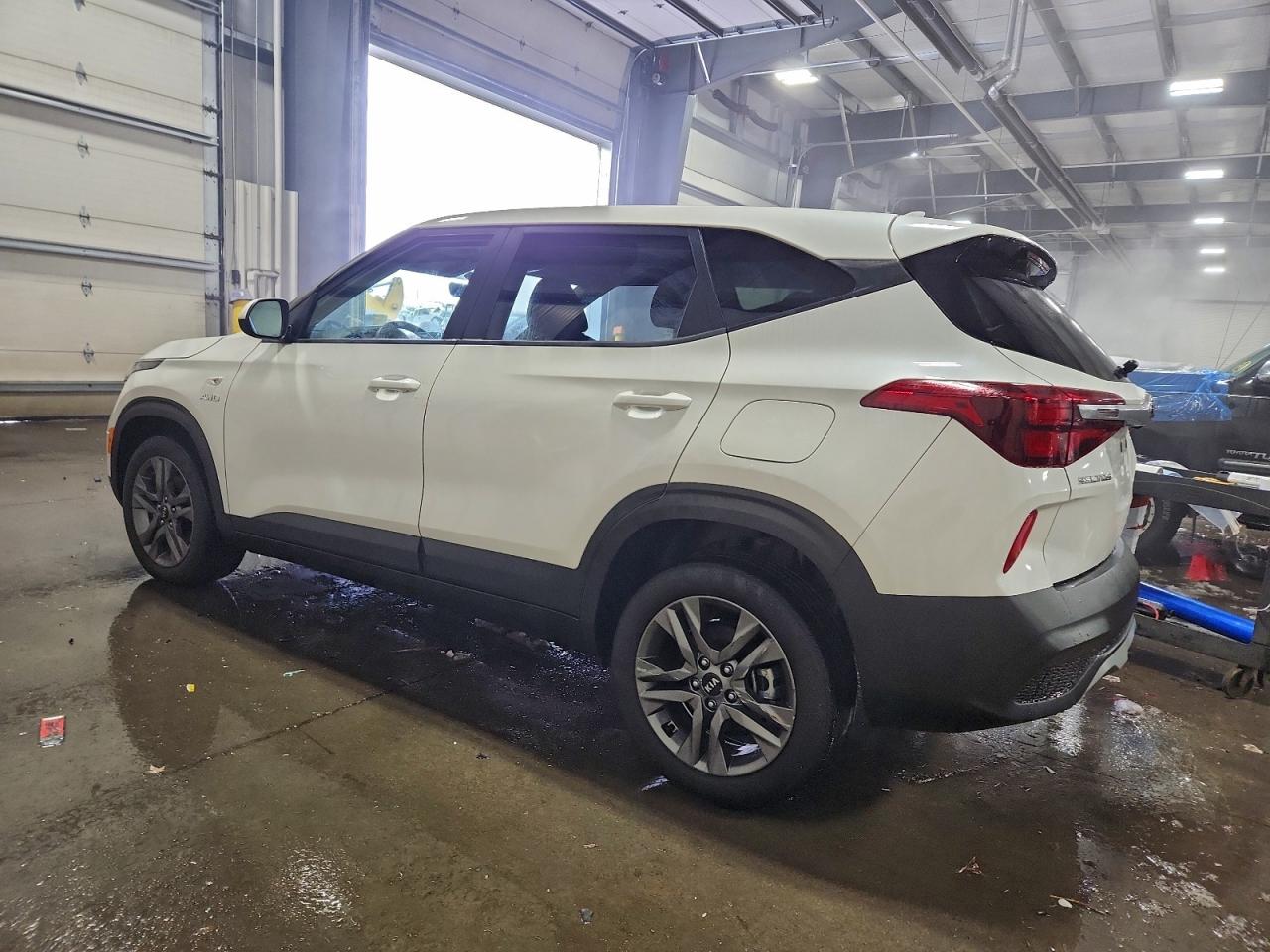 2021 KIA SELTOS LX photo 3