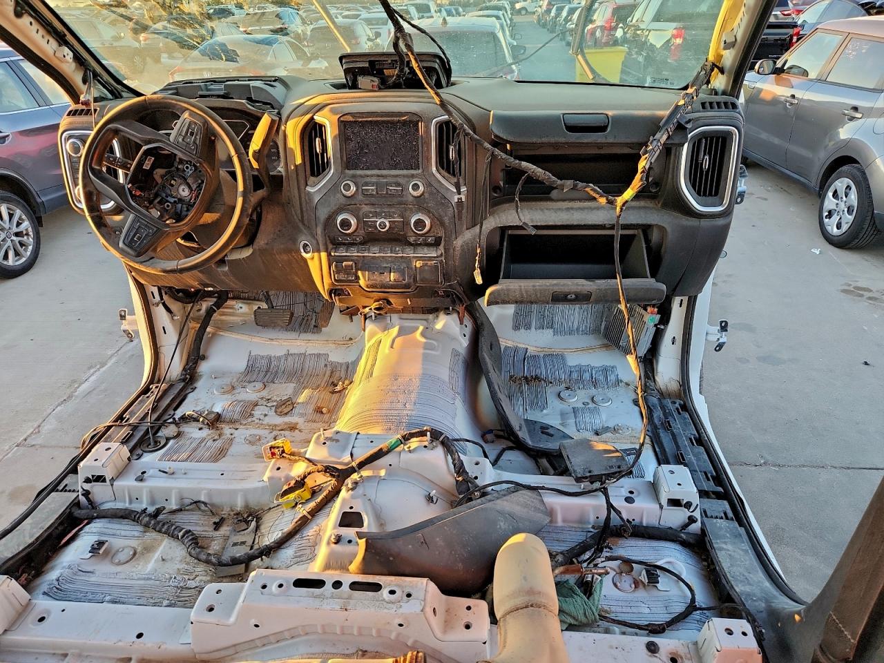2020 GMC SIERRA K1500 AT4 photo 8