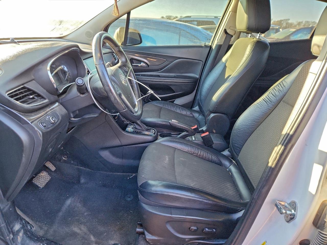 2017 BUICK ENCORE PREFERRED photo 7