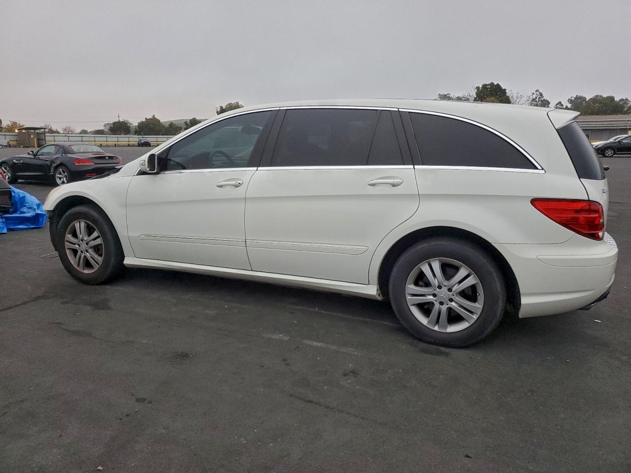 2008 MERCEDES-BENZ R 350 photo 2