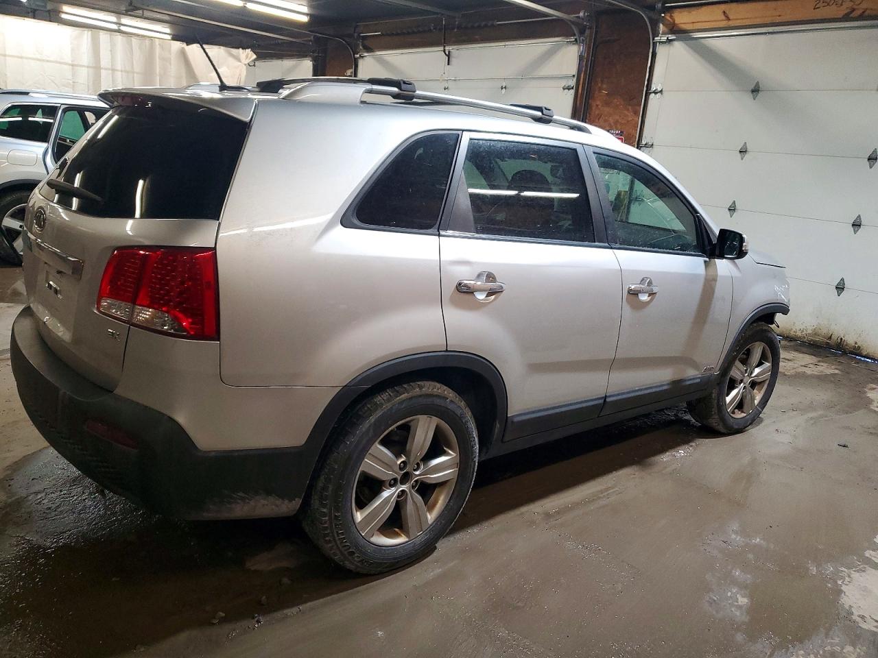 2012 KIA SORENTO EX photo 3