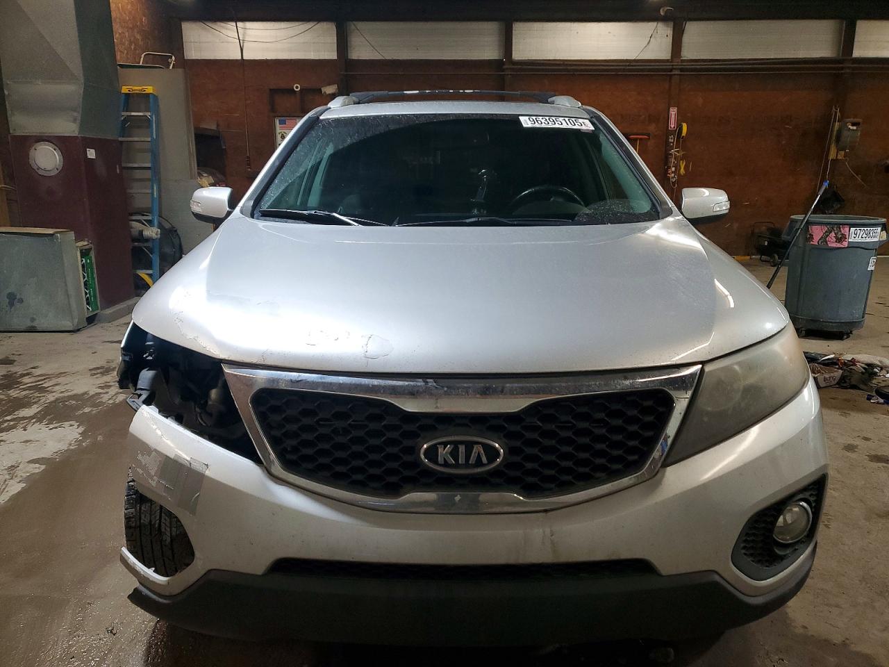 2012 KIA SORENTO EX photo 5