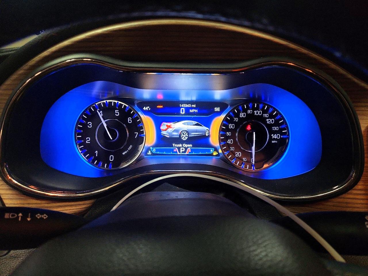 2015 CHRYSLER 200 C photo 9