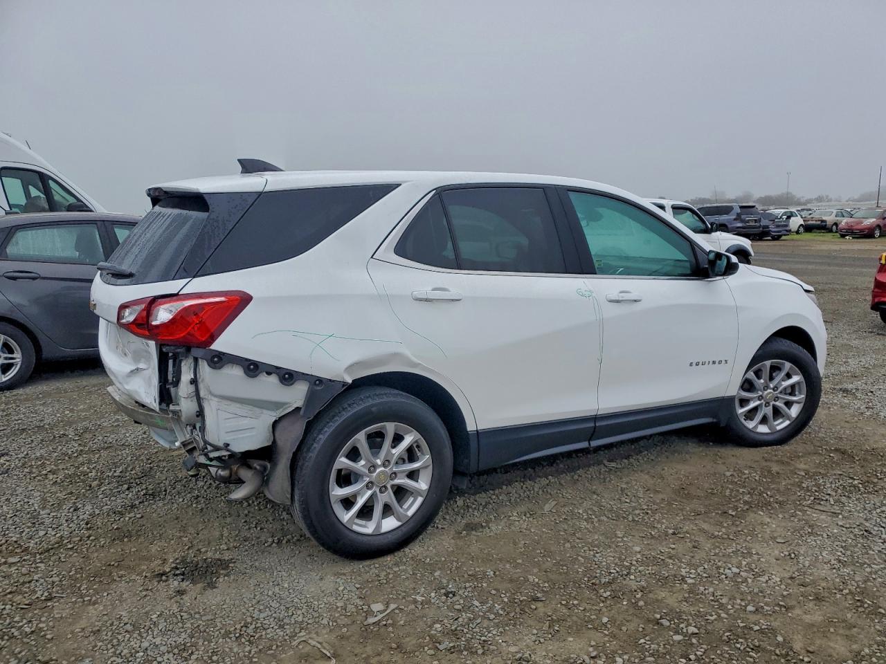 2020 CHEVROLET EQUINOX LT photo 3