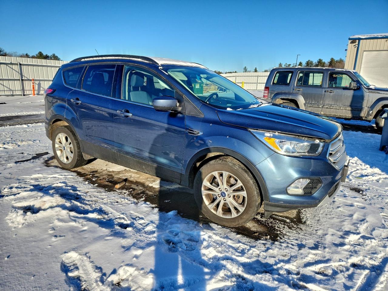 2018 FORD ESCAPE SE photo 4