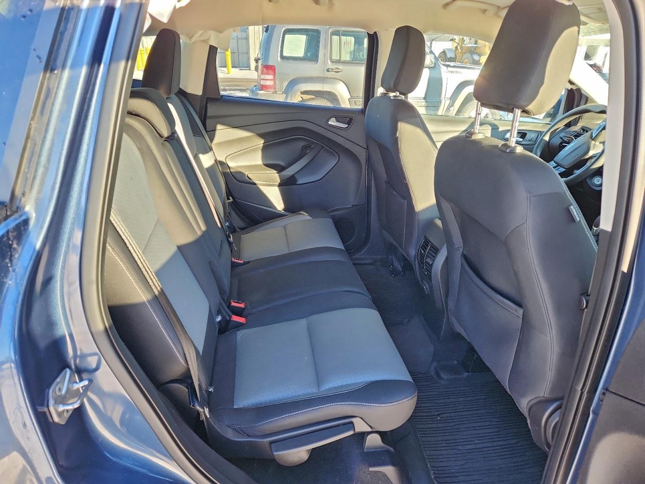 2018 FORD ESCAPE SE photo 10