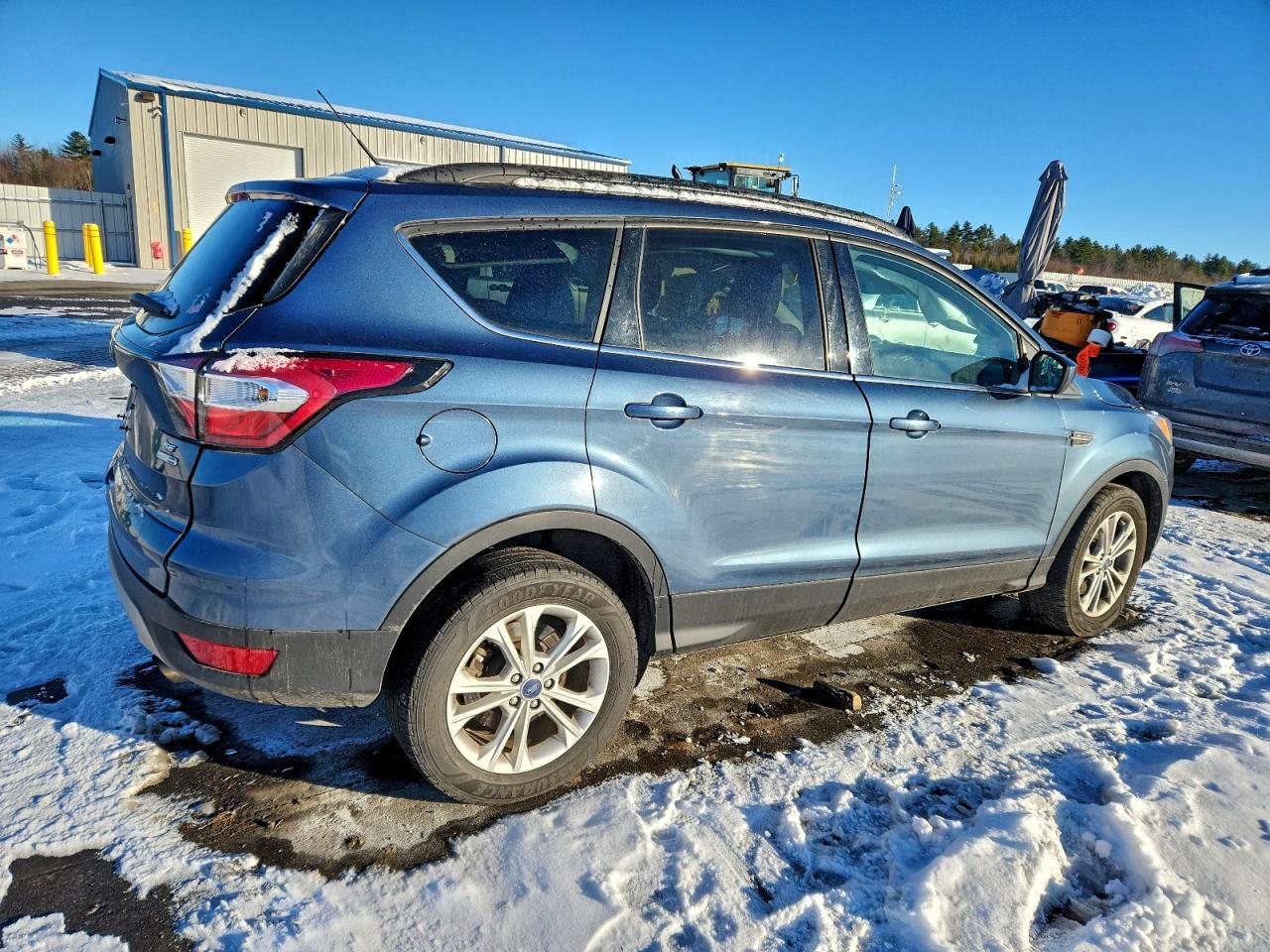 2018 FORD ESCAPE SE photo 3