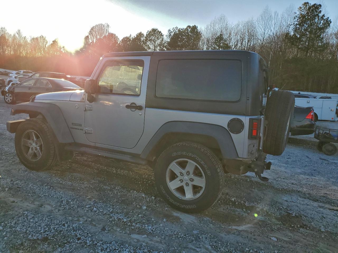 2014 JEEP WRANGLER SPORT photo 2