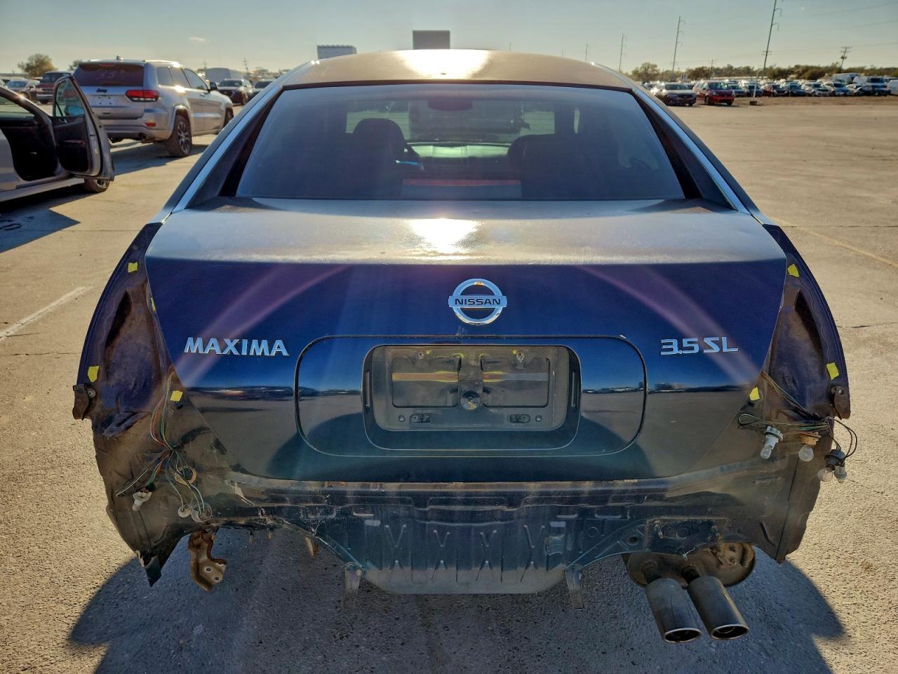 2004 NISSAN MAXIMA SE photo 6