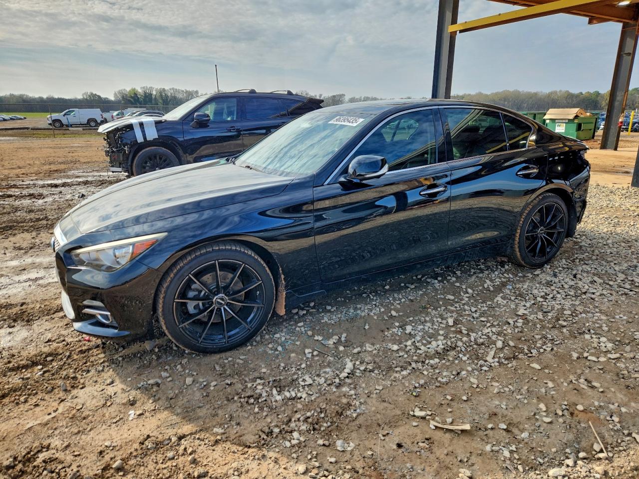 2015 INFINITI Q50