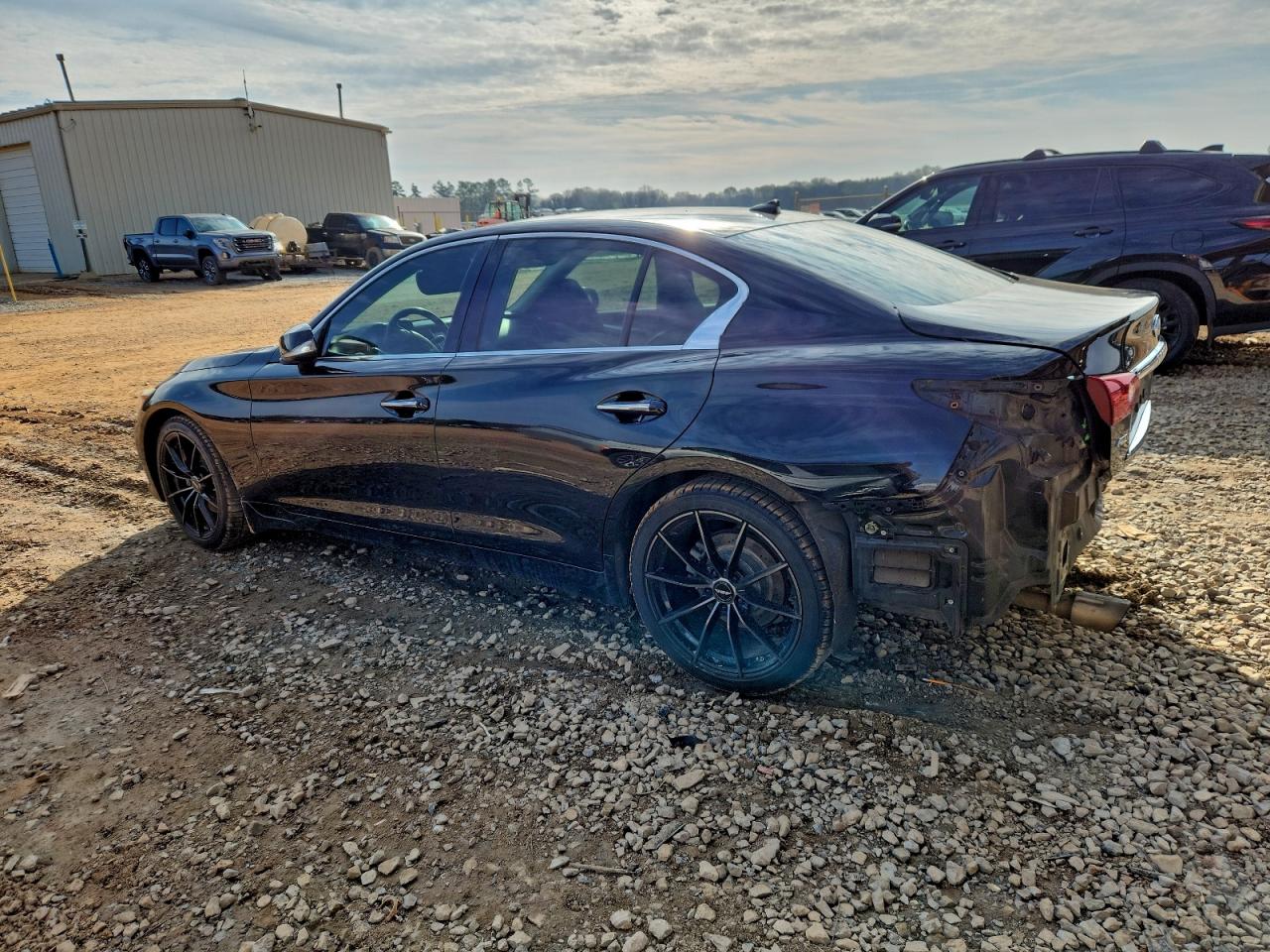 2015 INFINITI Q50 BASE photo 2