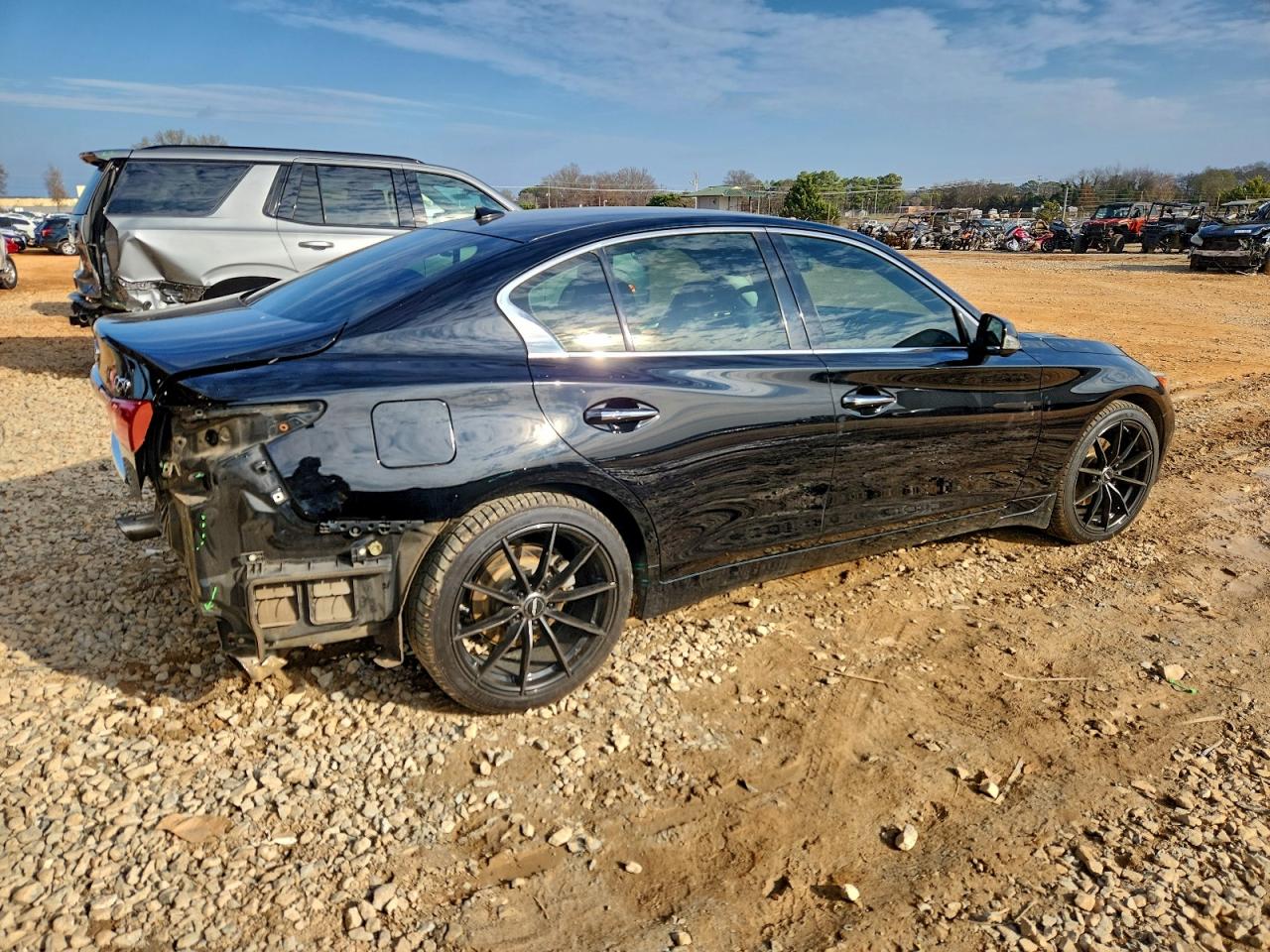 2015 INFINITI Q50 BASE photo 3