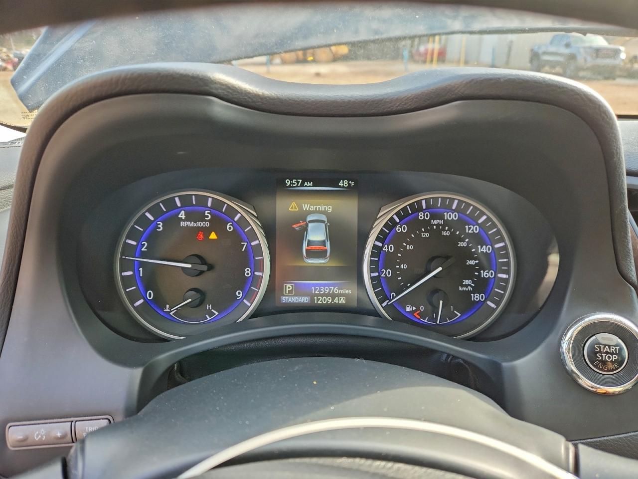2015 INFINITI Q50 BASE photo 9
