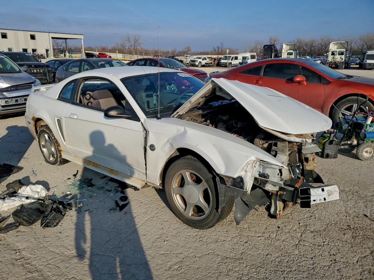 2004 FORD MUSTANG photo 4