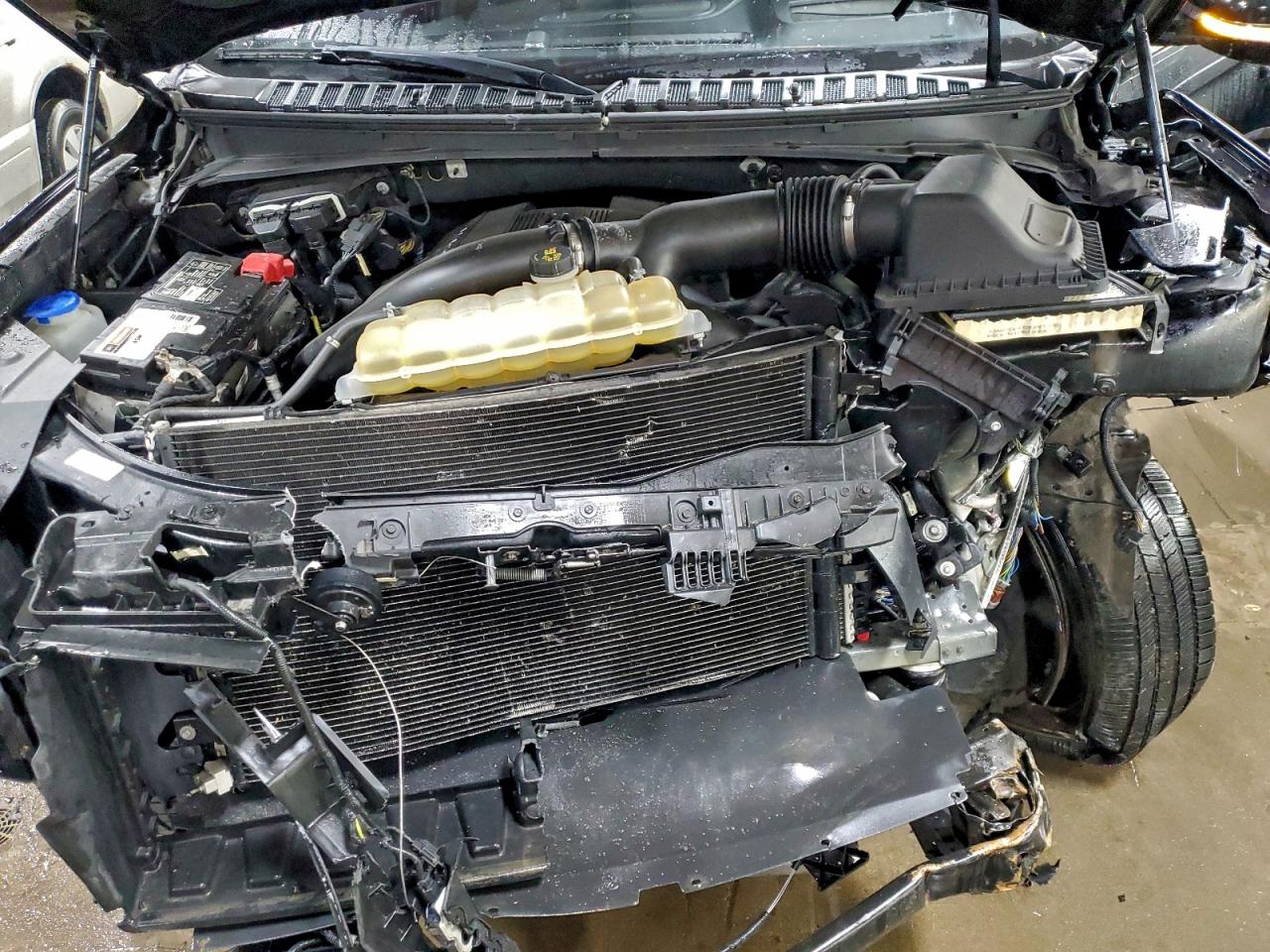 2019 LINCOLN NAVIGATOR RESERVE photo 12