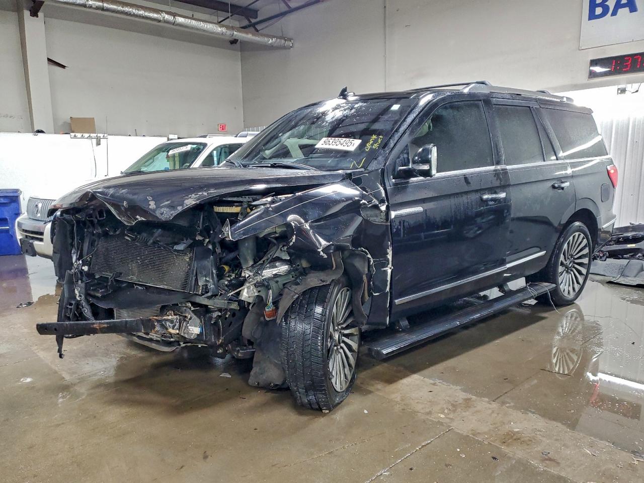 2019 LINCOLN NAVIGATOR