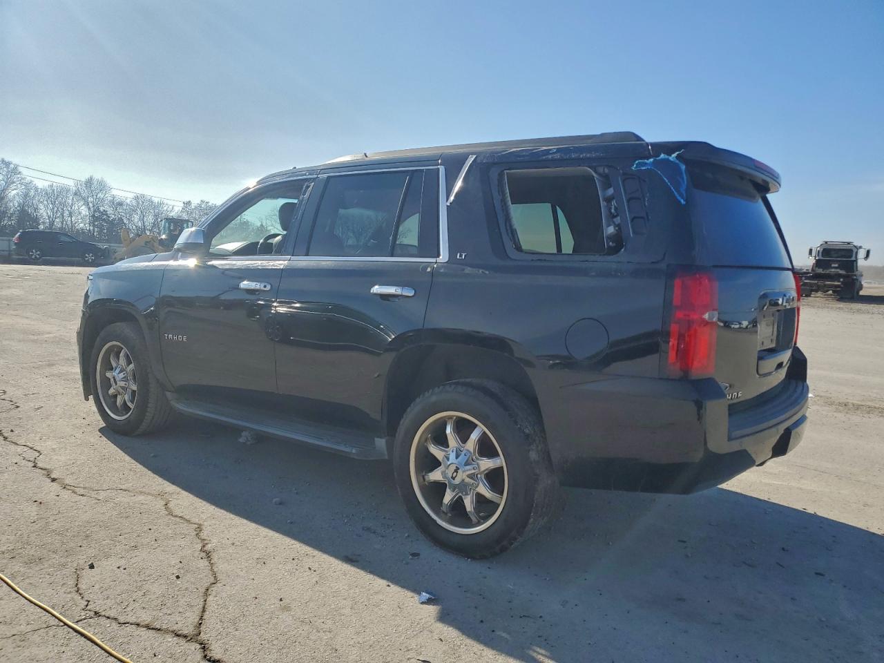 2016 CHEVROLET TAHOE K1500 LT photo 2