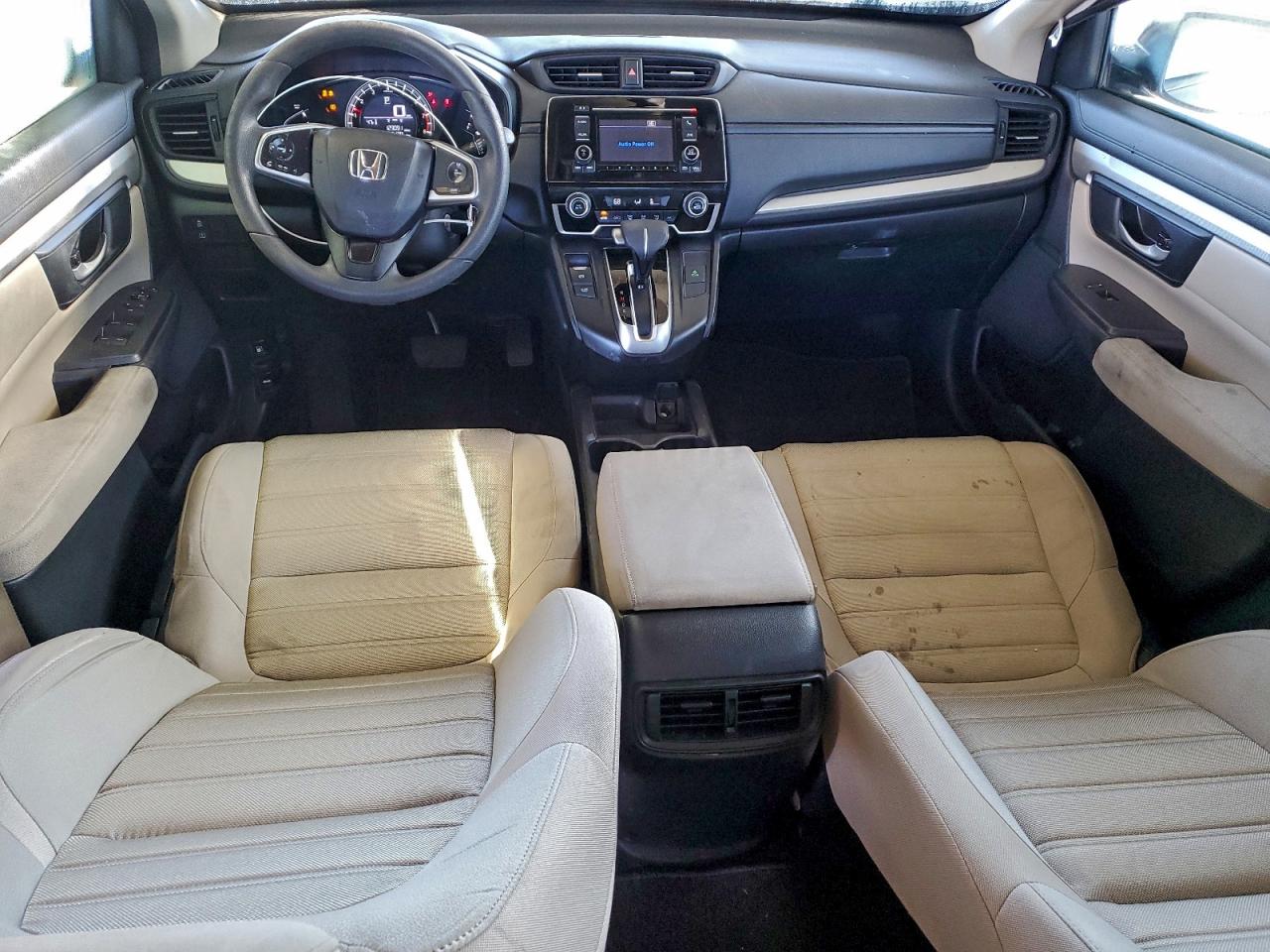 2017 HONDA CR-V LX photo 8