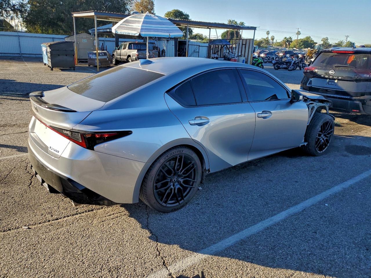 2023 LEXUS IS 500 F SPORT photo 3