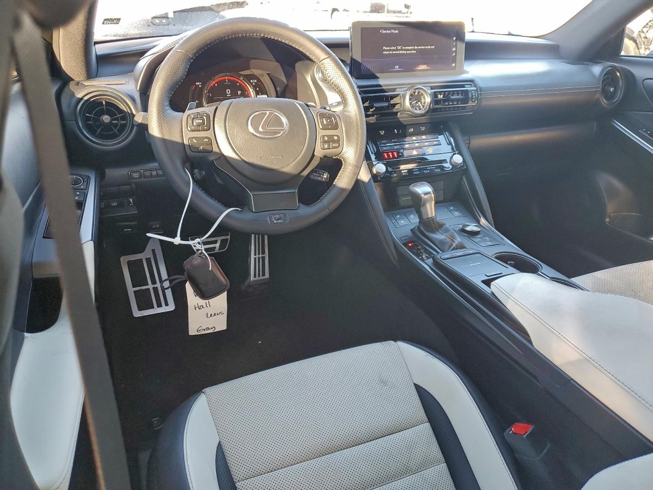 2023 LEXUS IS 500 F SPORT photo 8