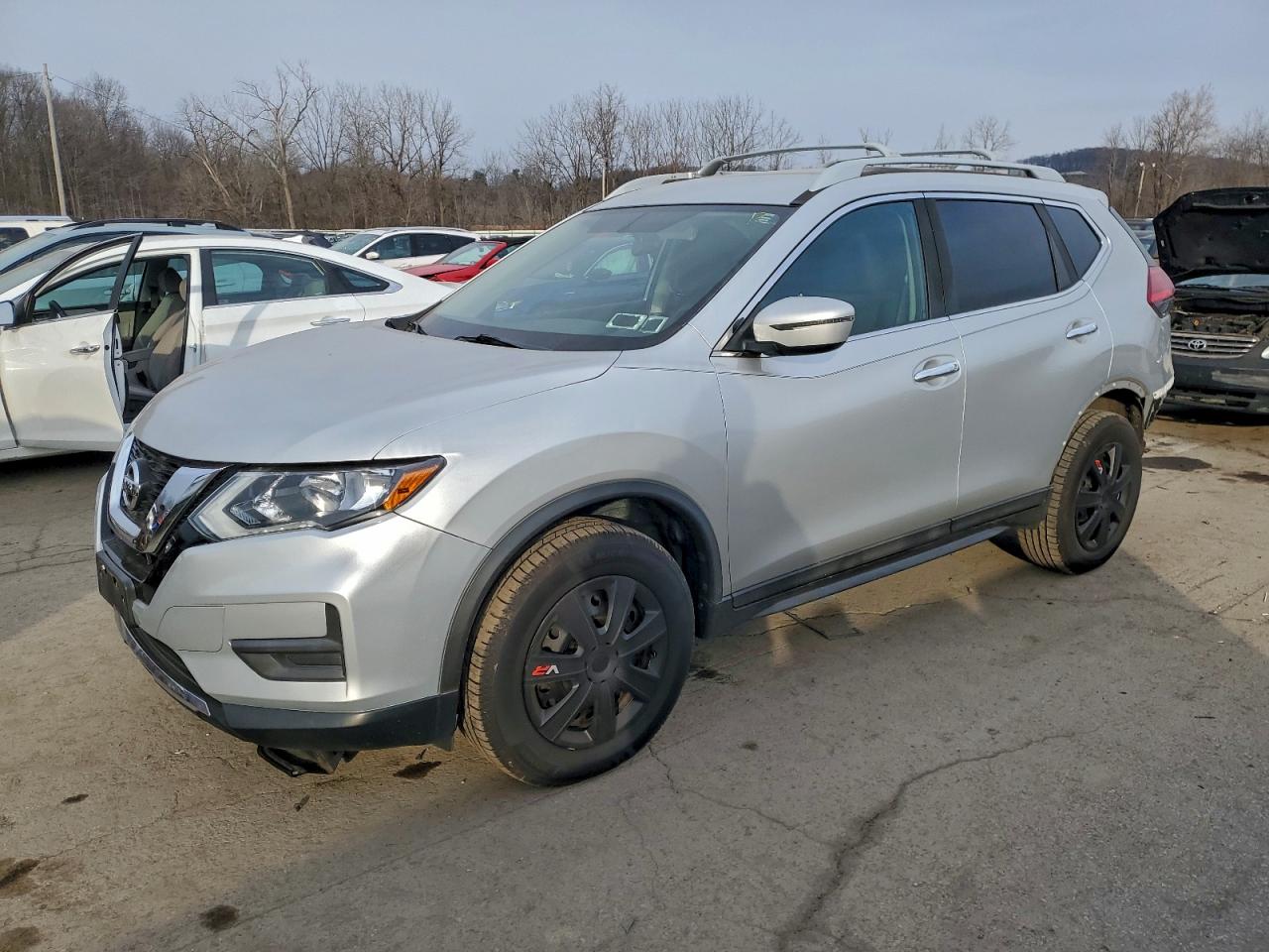 2017 NISSAN ROGUE S — REAR END damage — photo 1