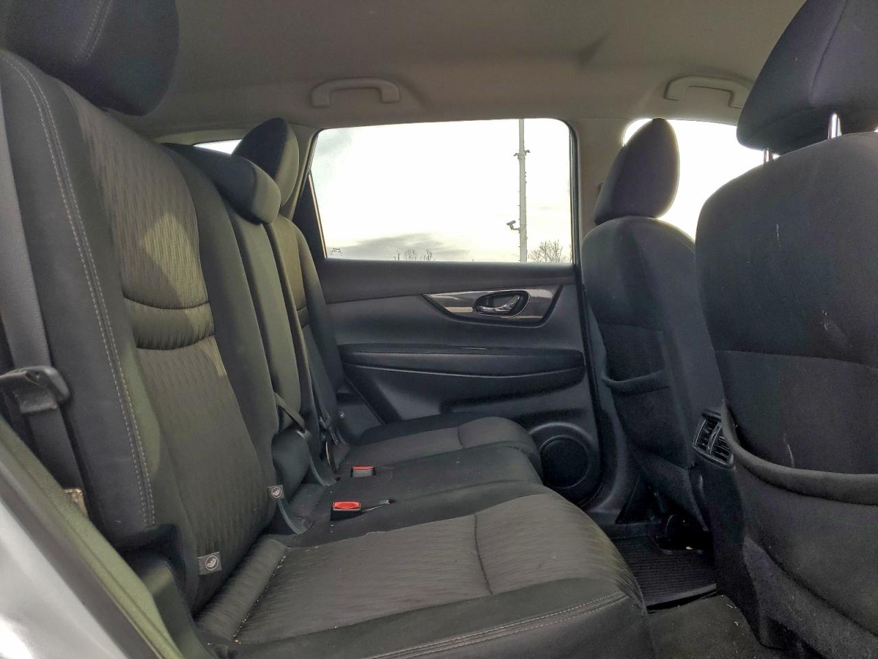 2017 NISSAN ROGUE S photo 11