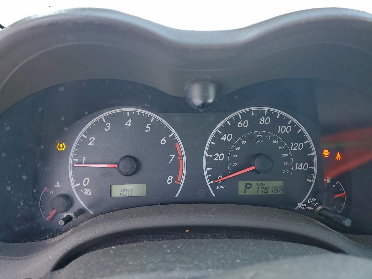 2010 TOYOTA COROLLA BASE photo 9