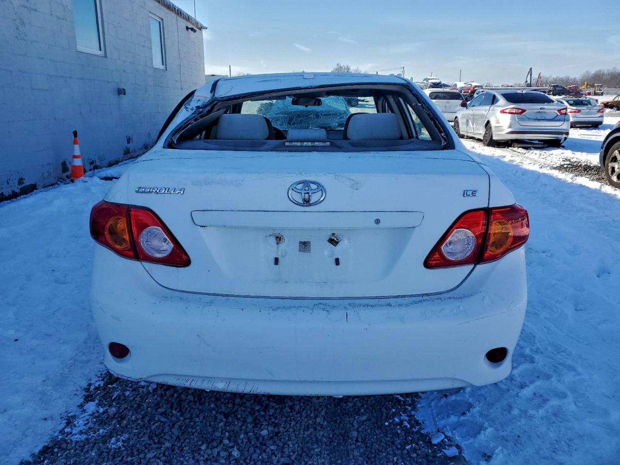 2010 TOYOTA COROLLA BASE photo 6